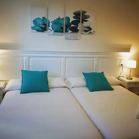 Hotel Moments 3*
