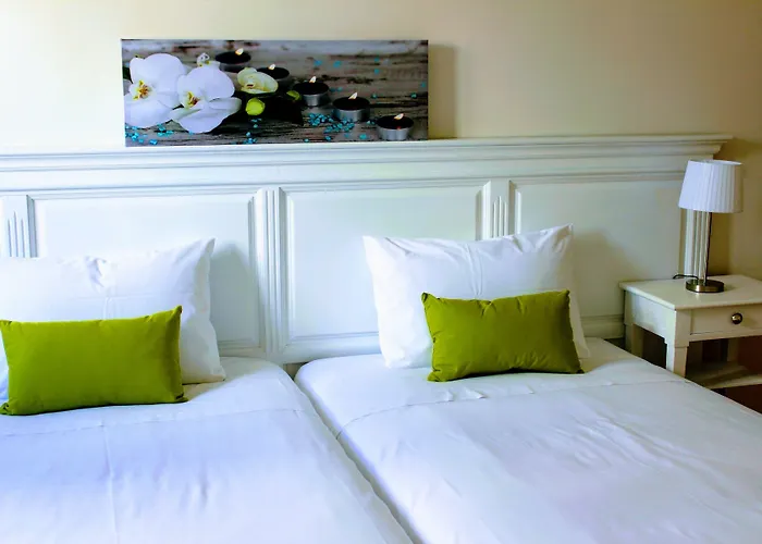 Moments Hotel